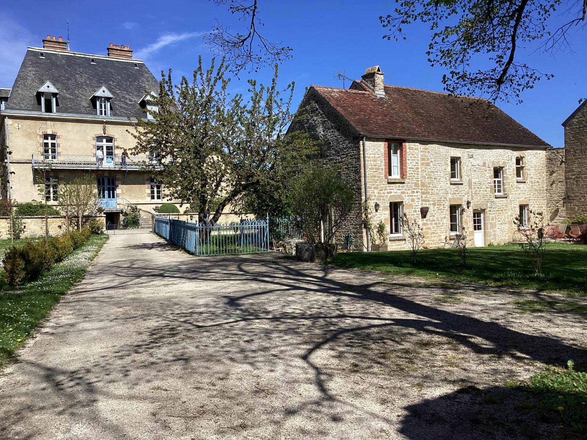 La Closerie De Gigny Maison Templiere Avec Piscine,Jacuzzi المظهر الخارجي الصورة
